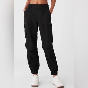 Alo Yoga High-Waist Break Line Jogger Pant for women in black